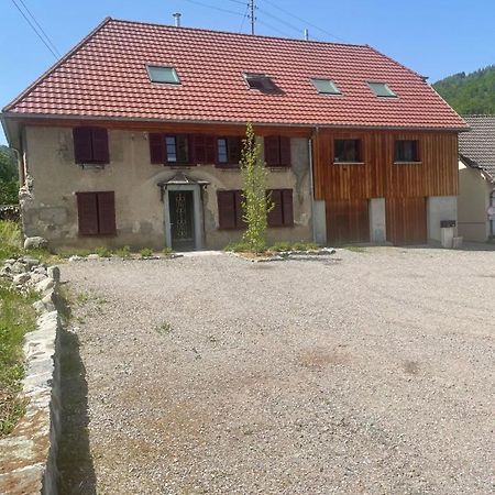 Nos 2 Gites A La Fermy'Air Mollau Exterior foto